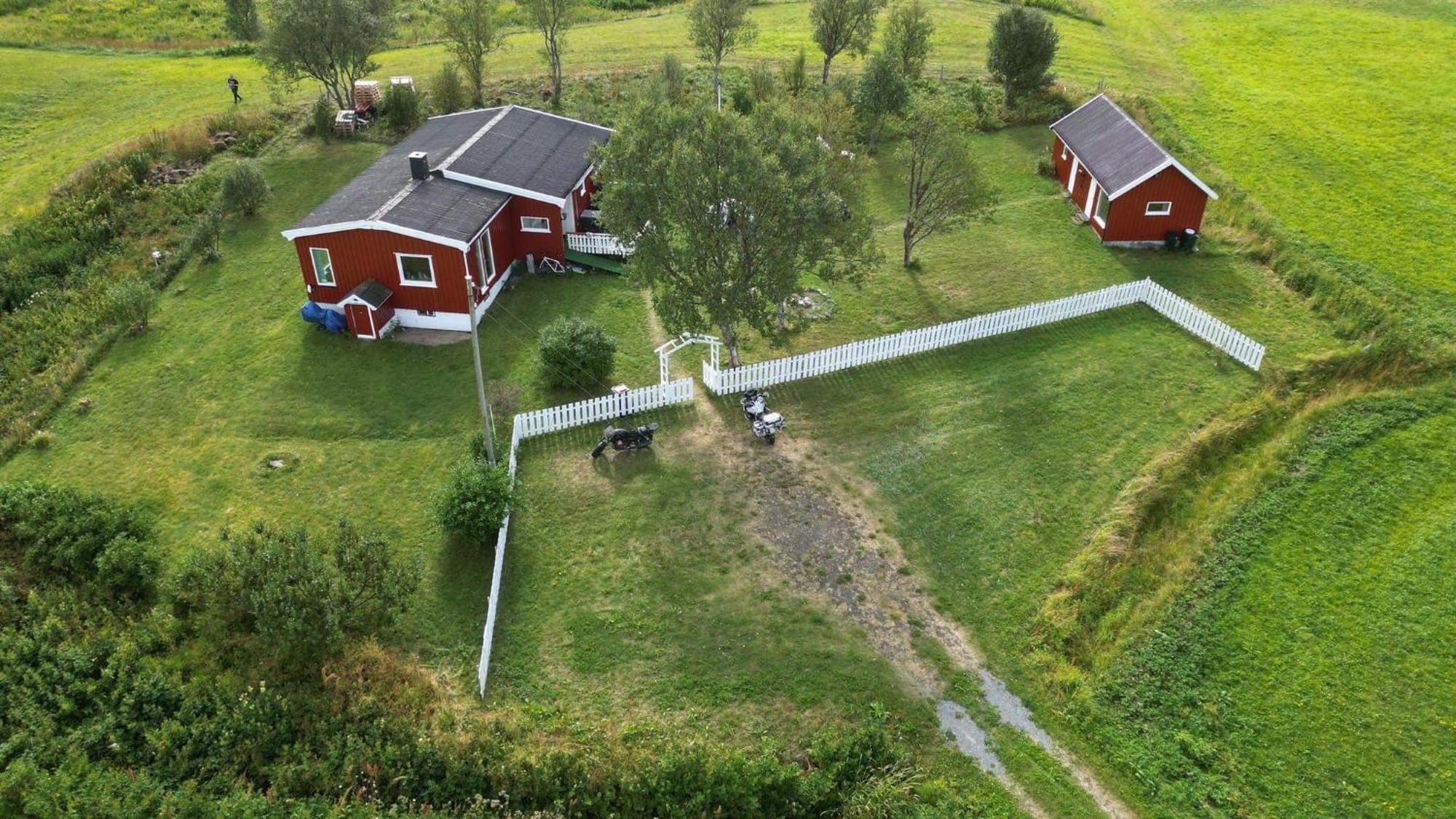 Midnattsolveien 3158,Sommarhusstrand Laukvik Lofoten Norway Exterior photo