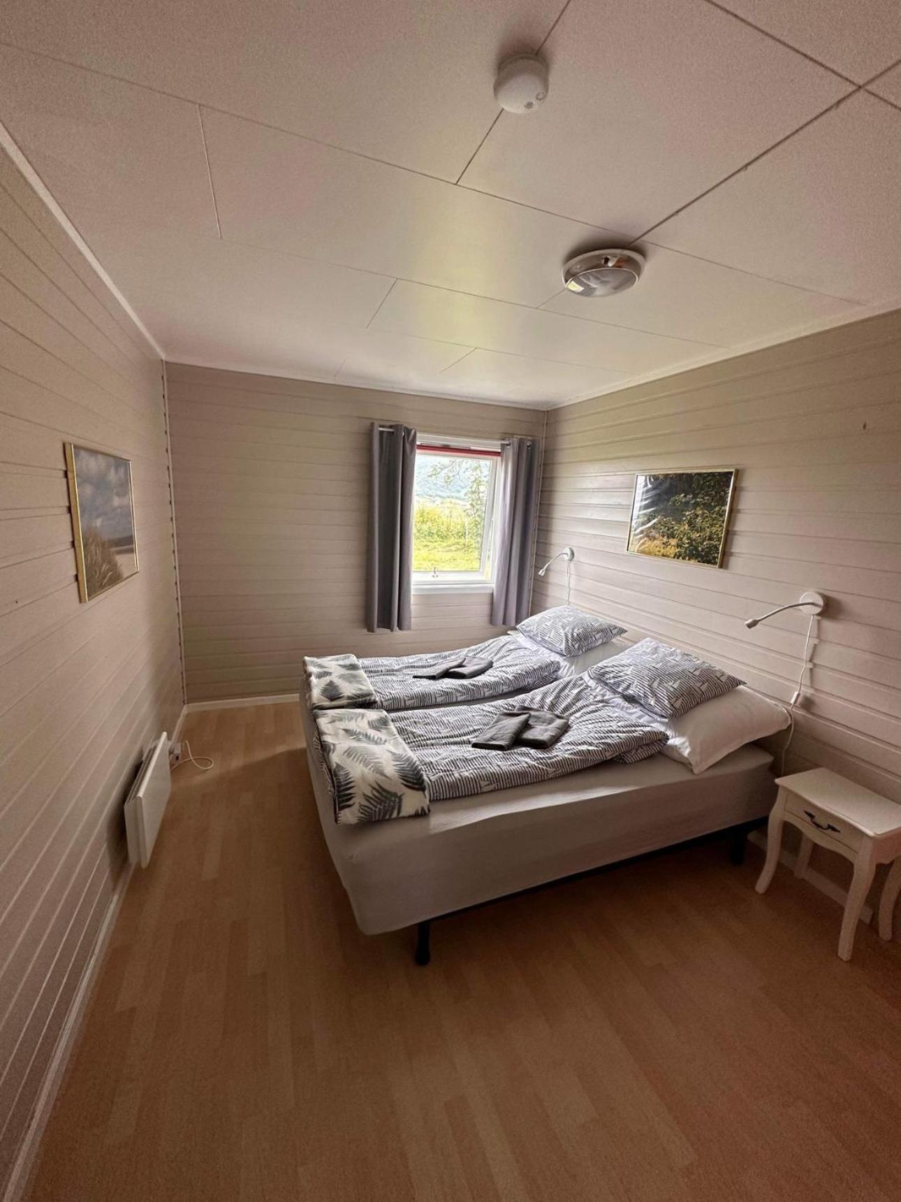 Midnattsolveien 3158,Sommarhusstrand Laukvik Lofoten Norway Exterior photo