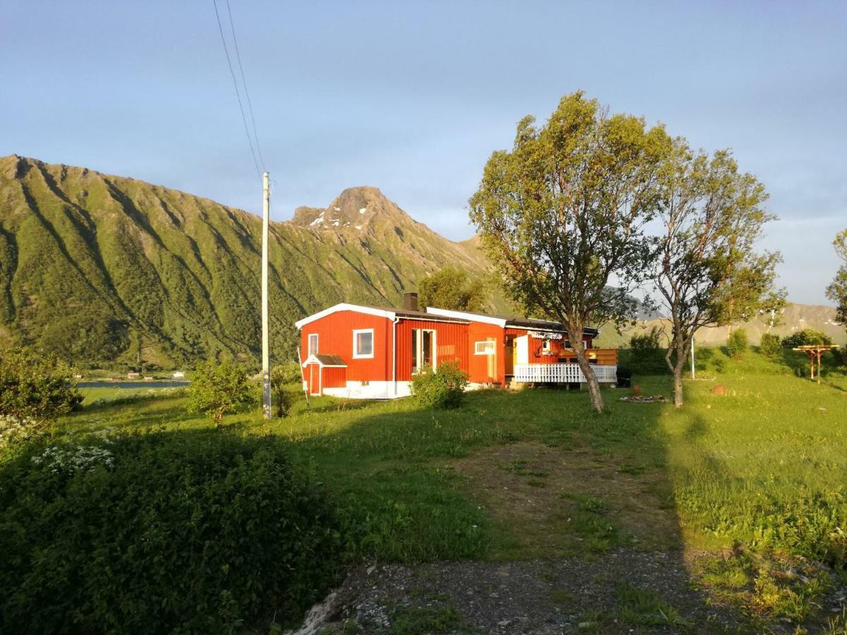 Midnattsolveien 3158,Sommarhusstrand Laukvik Lofoten Norway Exterior photo